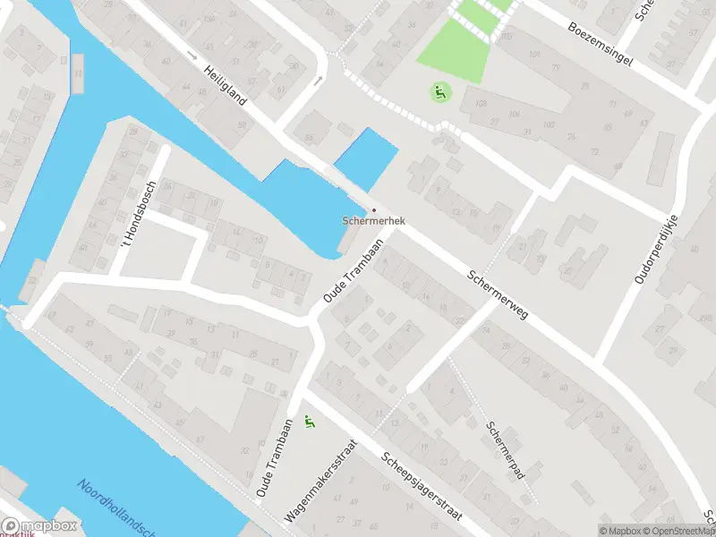 Ambulance met gepaste spoed naar de Oude Trambaan in Alkmaar