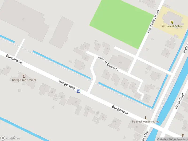 Ambulance met gepaste spoed naar de Meester Bollplein in Burgerbrug