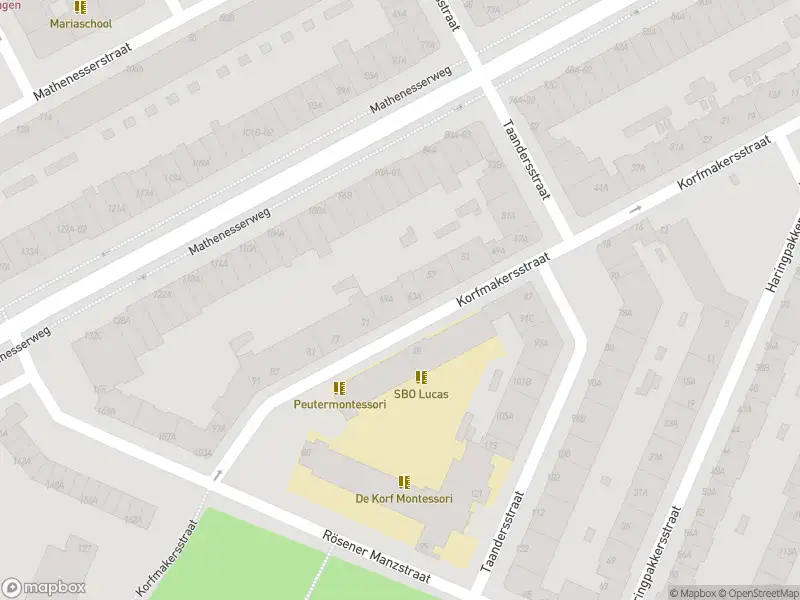 Ambulance met gepaste spoed naar de Korfmakersstraat in Rotterdam