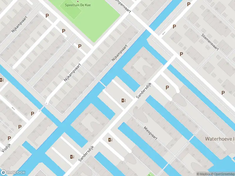 Ambulance met gepaste spoed naar de Van Essendijk in 's-Gravenhage