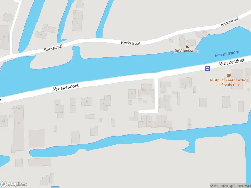 Ambulance met gepaste spoed naar de Abbekesdoel in Bleskensgraaf