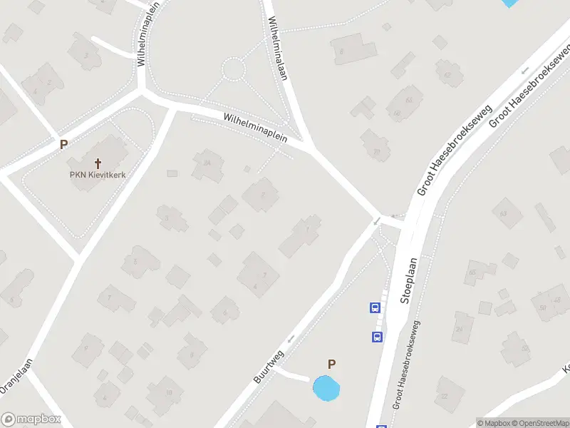 Ambulance met grote spoed naar de Wilhelminaplein in Wassenaar