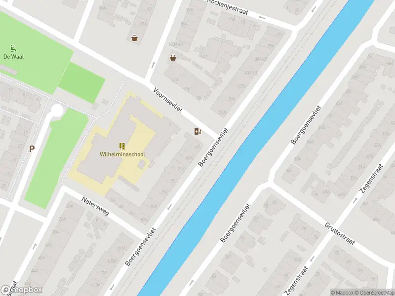 Ambulance met gepaste spoed naar de Boergoensevliet in Rotterdam