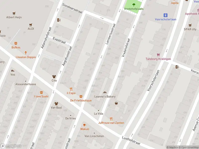 Ambulance met gepaste spoed naar de Lambertusstraat in Rotterdam