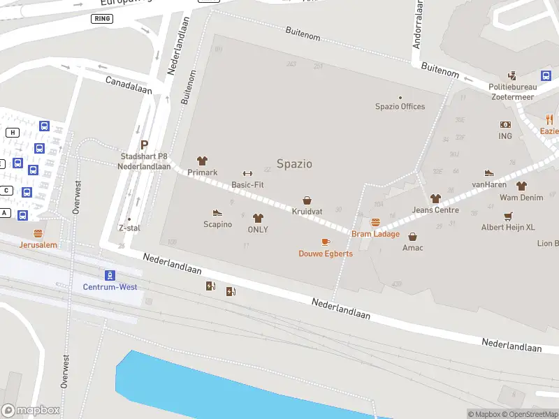 Ambulance met gepaste spoed naar de Burgemeester van Leeuwenpassage in Zoetermeer