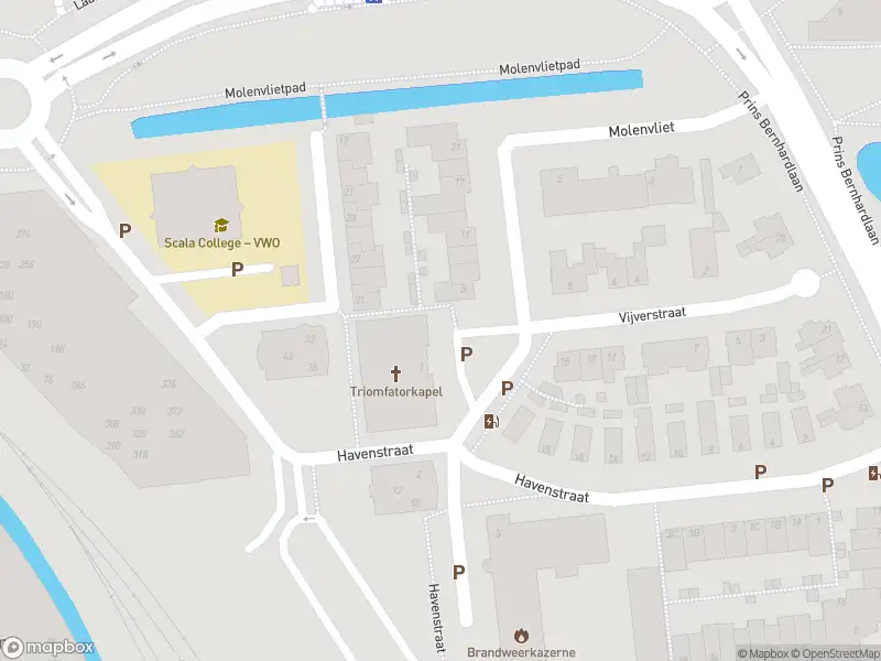 Brandweer met gepaste spoed naar de Molenwerfstraat in Alphen aan den Rijn