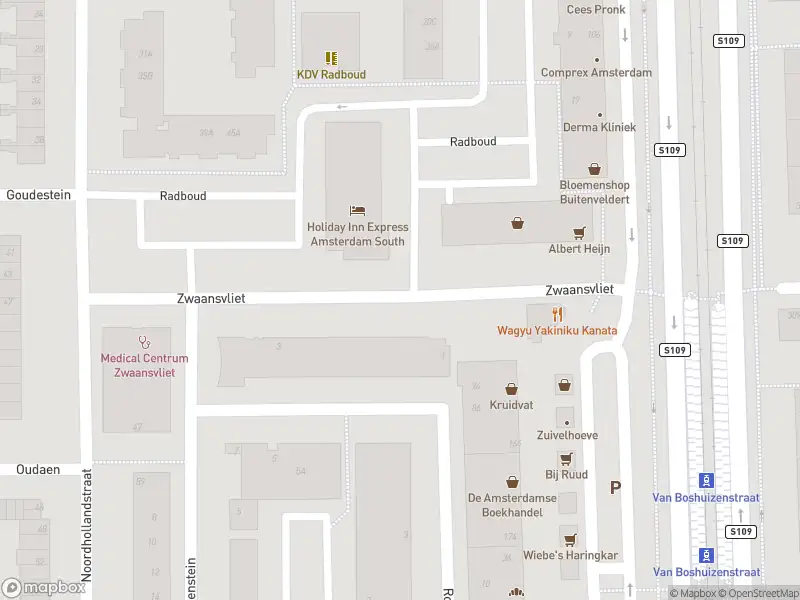 Ambulance met gepaste spoed naar de Zwaansvliet in Amsterdam