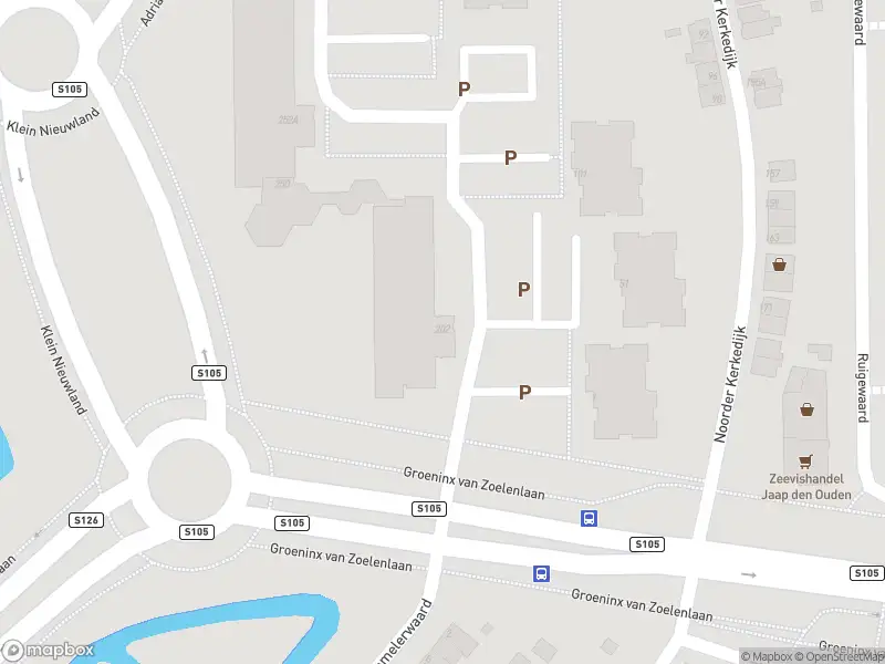 Ambulance met gepaste spoed naar de Grienderwaard in Rotterdam