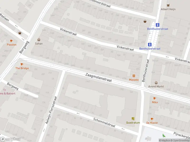 Ambulance met grote spoed naar de Zaagmolenstraat in Rotterdam