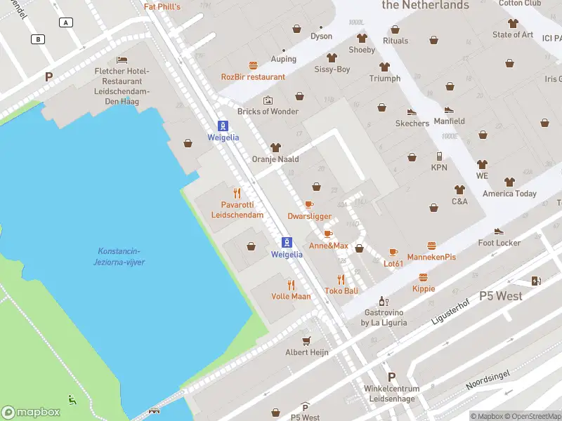 Ambulance met grote spoed naar de Weigelia in Leidschendam