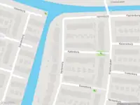 Ambulance met grote spoed naar de Kattenburg in Barendrecht