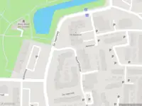 Ambulance met grote spoed naar de Holwardastraat in Dordrecht