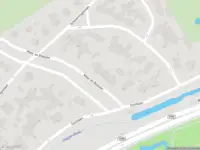 Ambulance met grote spoed naar de Deltaplein in 's-Gravenhage