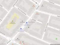 Ambulance met grote spoed naar de Bergweg in Rotterdam