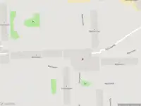 Ambulance met grote spoed naar de Molenwijk in Amsterdam