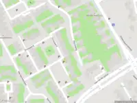 Brandweer met grote spoed naar de Hof van Sulzbach in Bergen op Zoom vanwege voertuigbrand