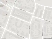 Brandweer met gepaste spoed naar de Minister Beversstraat in Roermond vanwege een buitenbrand