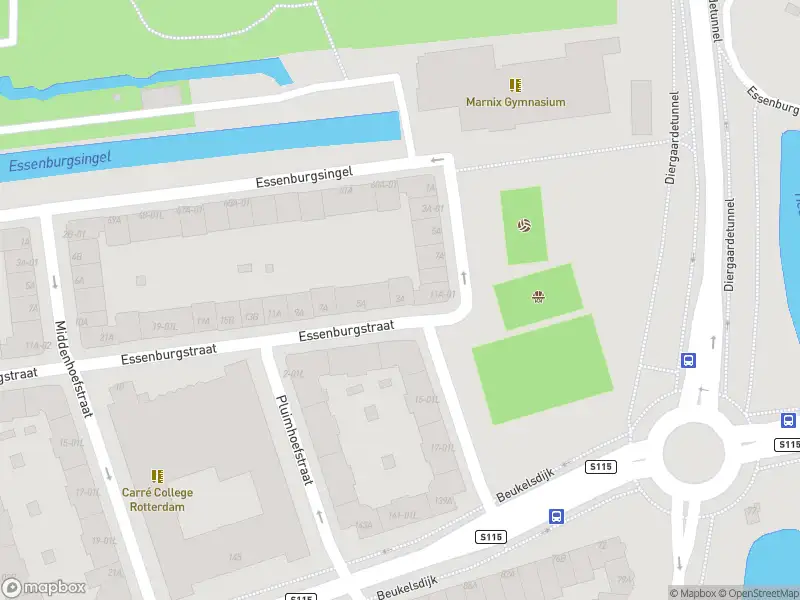 Ambulance met grote spoed naar de Essenburgstraat in Rotterdam