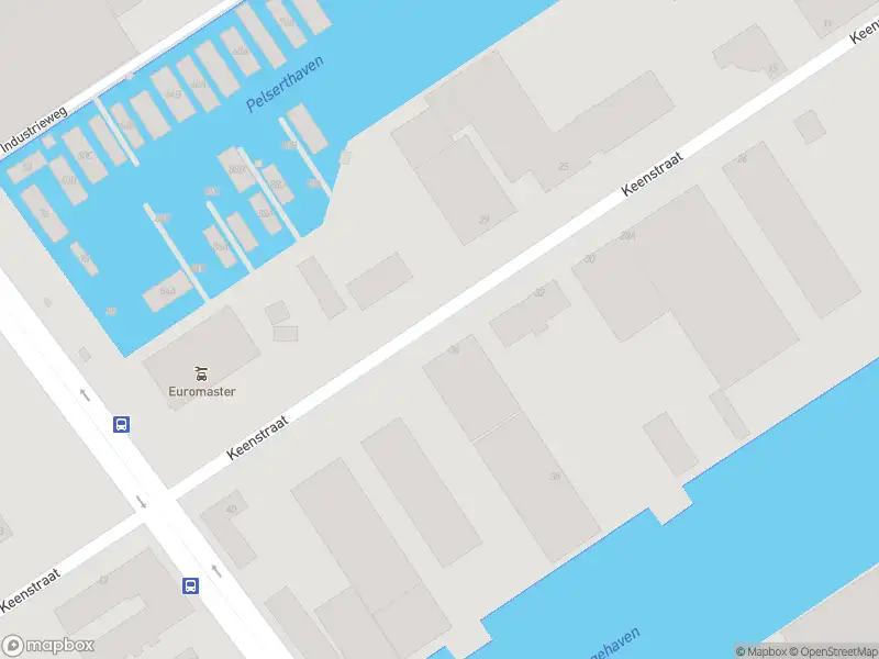 Ambulance met grote spoed naar de Keenstraat in Rotterdam