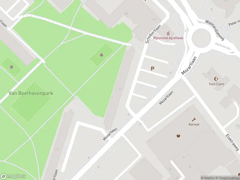 Ambulance met grote spoed naar de Mozartlaan in Maassluis