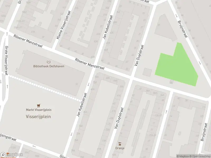 Ambulance met grote spoed naar de Rösener Manzstraat in Rotterdam
