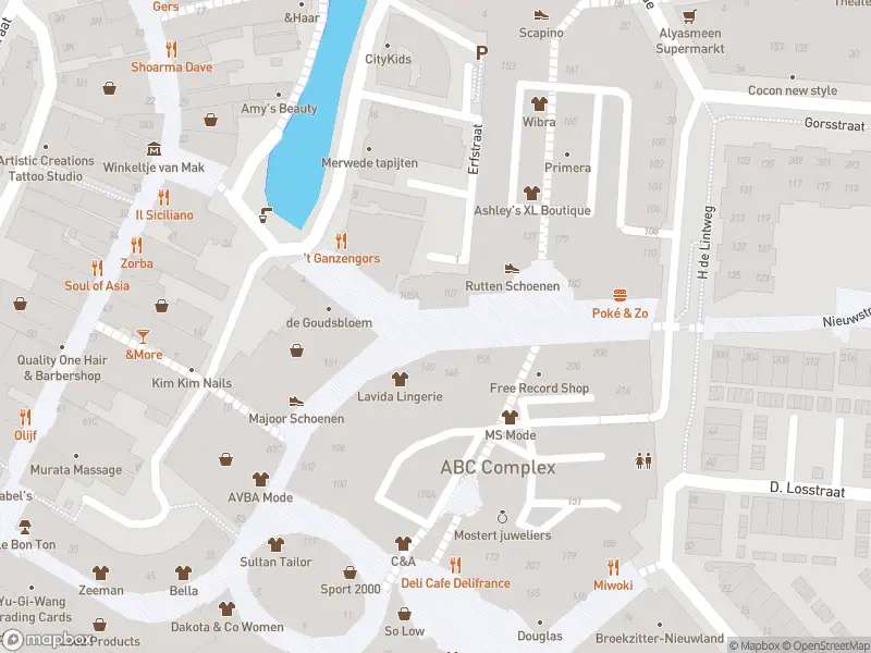 Ambulance met gepaste spoed naar de Nieuwstraat in Spijkenisse