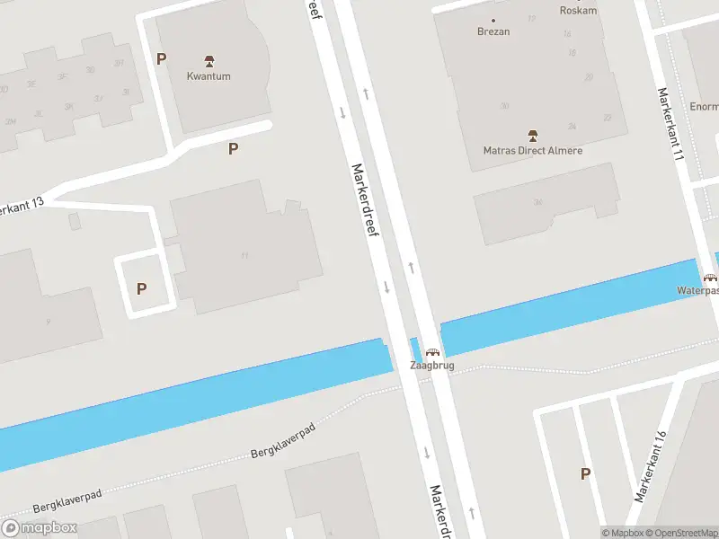 Politie naar de Markerkant 12 in Almere vanwege aanrijding met letsel