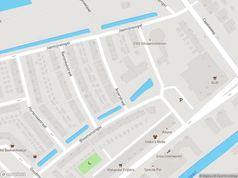 Ambulance met gepaste spoed naar de Anjerstraat in Capelle aan den IJssel