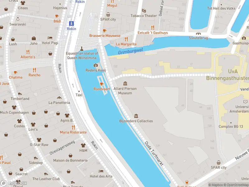 Brandweer met grote spoed naar de Oude Turfmarkt in Amsterdam vanwege reanimatie