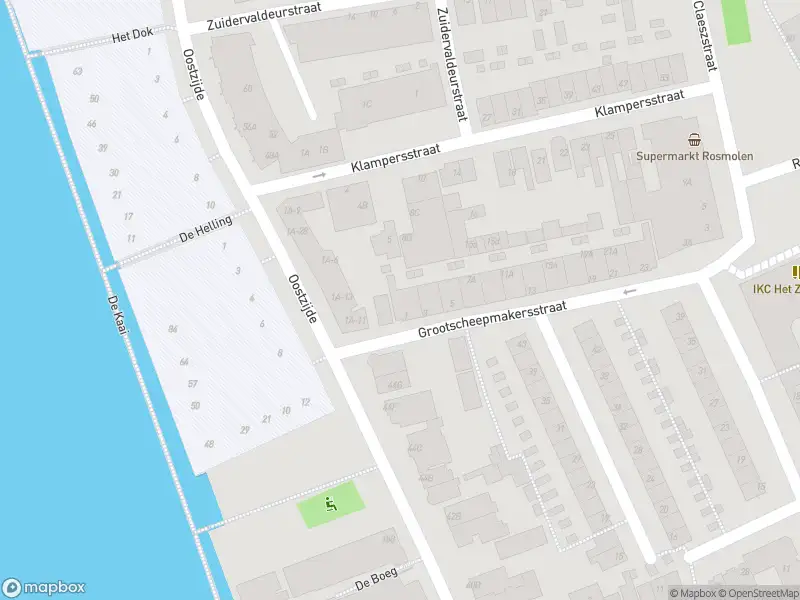 Ambulance met grote spoed naar de Grootscheepmakersstraat in Zaandam
