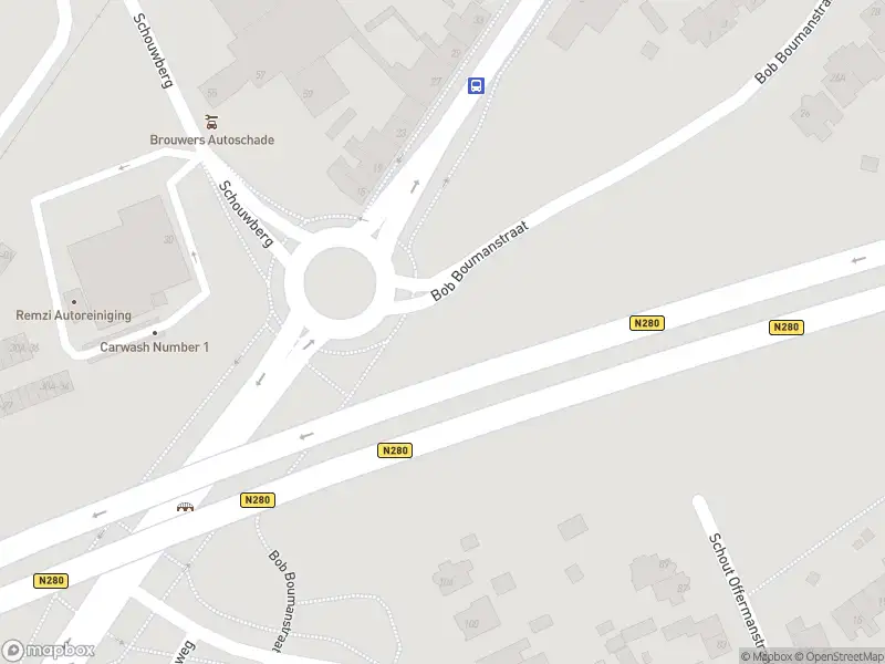 Politie naar de Koninginnelaan in Roermond vanwege aanrijding met letsel