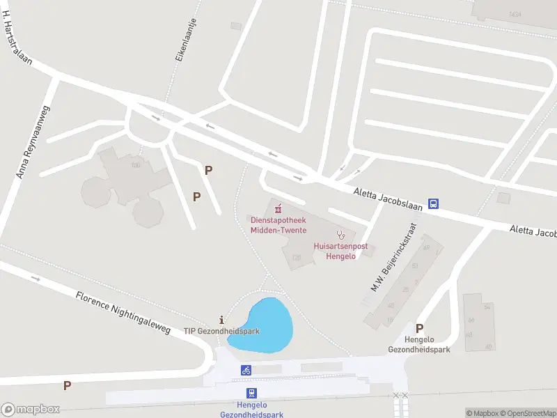 Brandweer met gepaste spoed naar de Aletta Jacobslaan in Hengelo