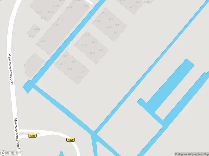 Politie naar de Gageldijk in Maarssen vanwege voertuigen te water