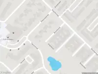 Brandweer met grote spoed naar de Reigerstraat in Tegelen vanwege gebouwbrand