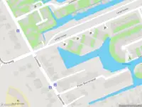 Ambulance met gepaste spoed naar de Jacob Honigstraat in Amsterdam