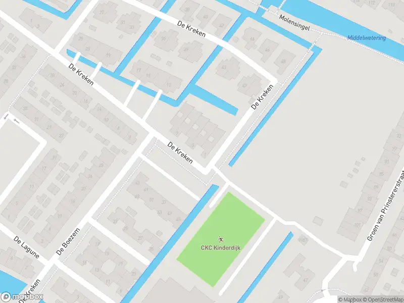 Ambulance met gepaste spoed naar de De Kreken in Alblasserdam