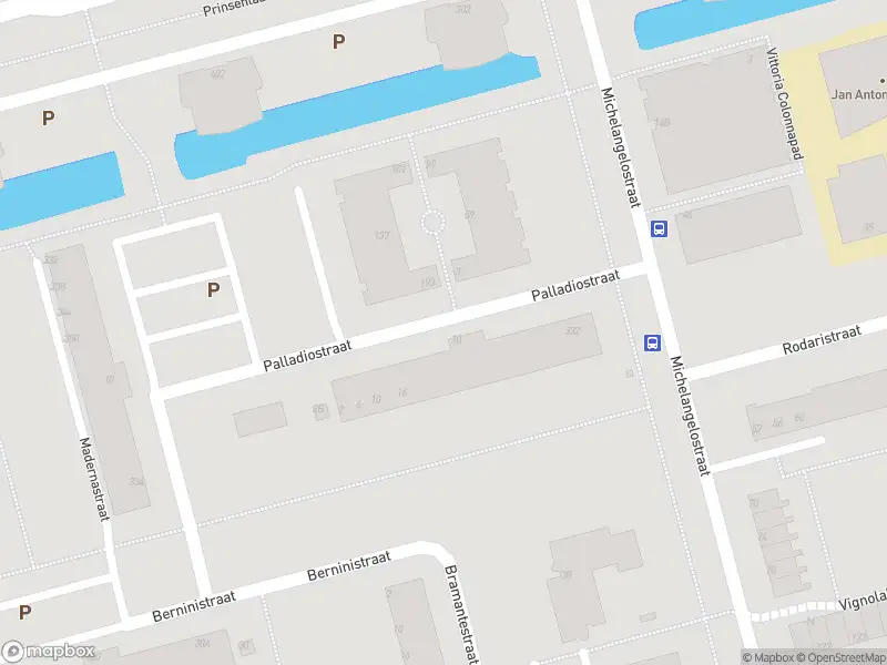 Ambulance met gepaste spoed naar de Palladiostraat in Rotterdam