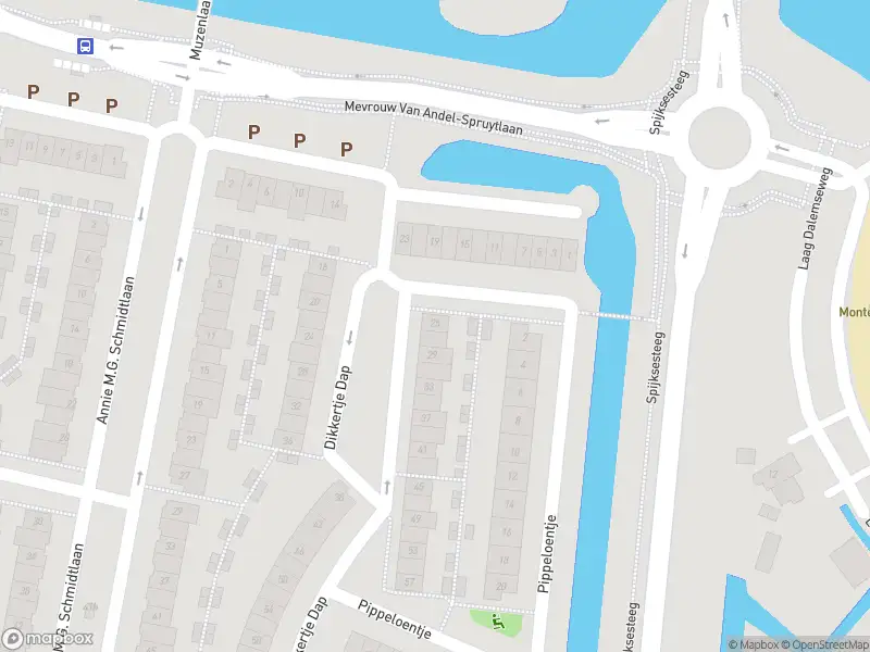 Ambulance met gepaste spoed naar de Dikkertje Dap in Gorinchem