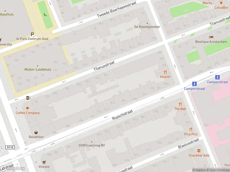 Brandweer met grote spoed naar de Muntendamstraat in Amsterdam vanwege afhijsen patient