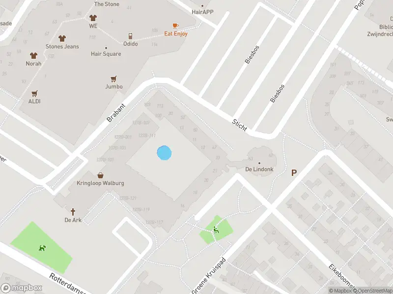 Ambulance met grote spoed naar de 't Anker in Zwijndrecht