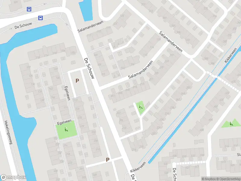 Ambulance met grote spoed naar de Salamanderveen in Spijkenisse