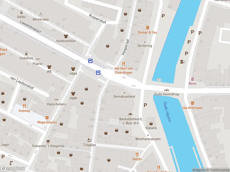 Ambulance met gepaste spoed naar de Blokmakersplaats in Vlaardingen