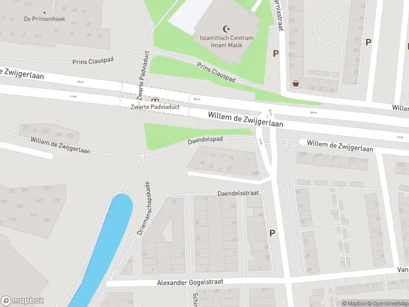 Brandweer met grote spoed naar de Daendelspad in Leiden vanwege gebouwbrand