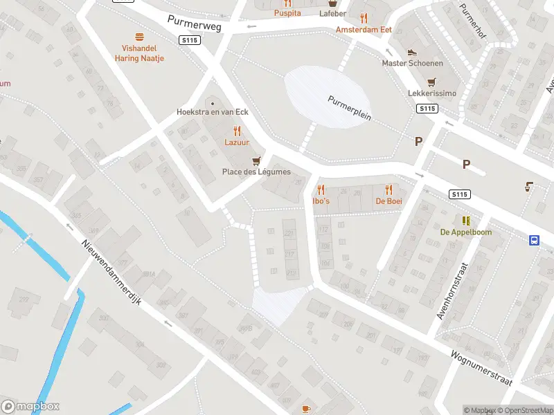 Ambulance met grote spoed naar de Nieuwendammerstraat in Amsterdam