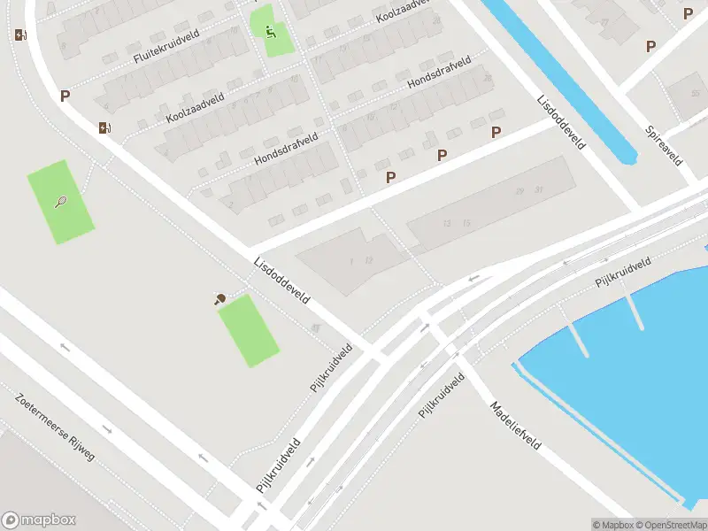 Ambulance met grote spoed naar de Klaproosveld in 's-Gravenhage