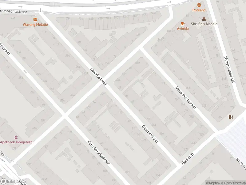 Ambulance met grote spoed naar de Davidsstraat in Rotterdam