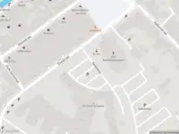 Brandweer met gepaste spoed naar de Pastoor van Kessellaan in Zevenbergen