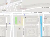 Ambulance met grote spoed naar de Sint-Truidenstraat in Amsterdam