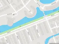 Politie naar de De Stille Tuin in Apeldoorn vanwege voertuigen te water