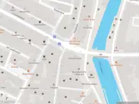 Ambulance met gepaste spoed naar de Blokmakersplaats in Vlaardingen